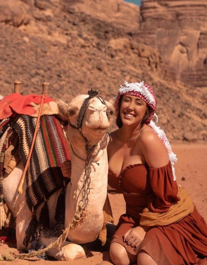 וואדי רם Moon City With Jeep Trips מראה חיצוני תמונה