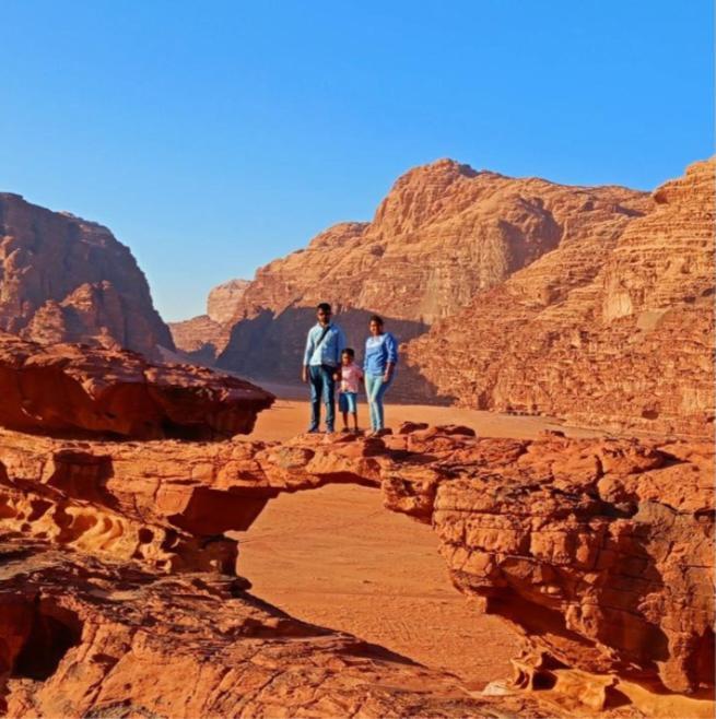 וואדי רם Moon City With Jeep Trips מראה חיצוני תמונה